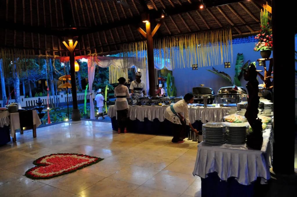 Saren Indah Hotel - photo 25