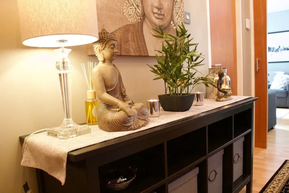 Royal Mile 2 Bedroom Apartment - photo 4