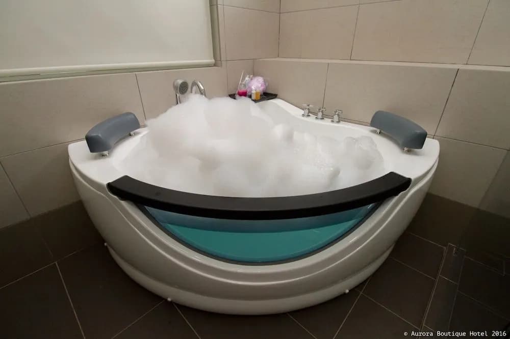Aurora Boutique Hotel by OYO Rooms - photo 3