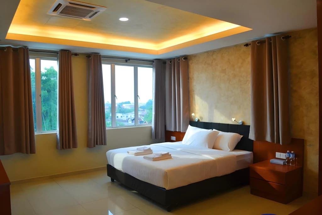 Yew Boutique Hotel - photo 20