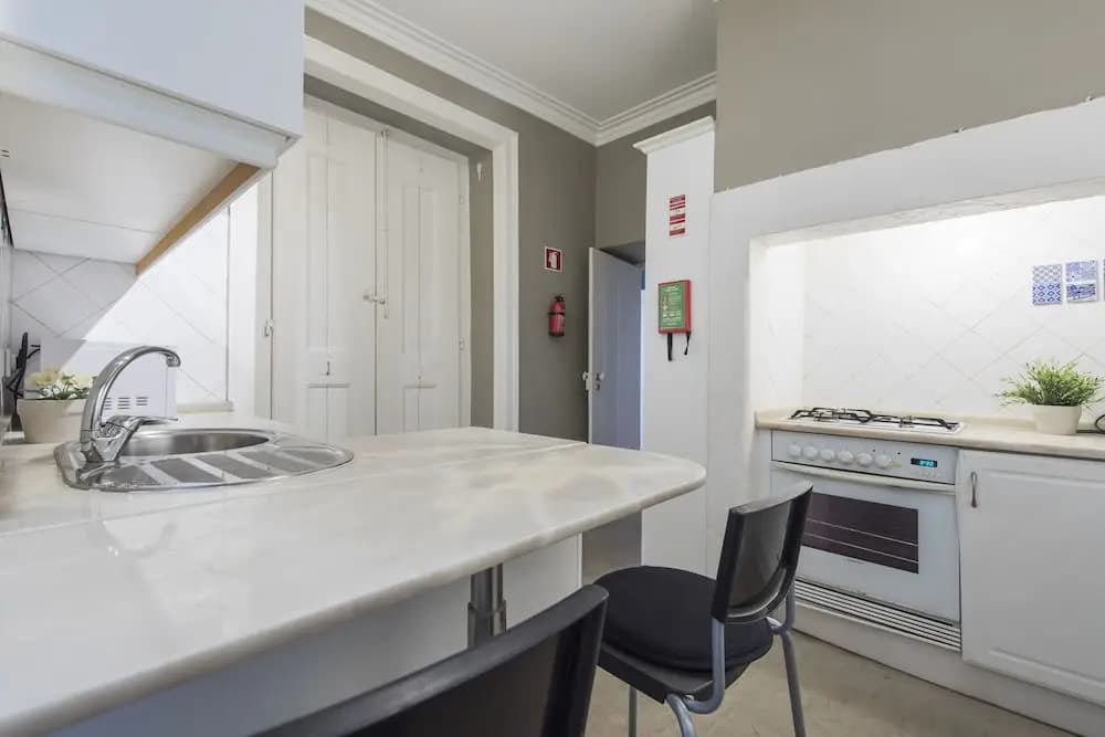 Trendy & Lightful Apartment - photo 23