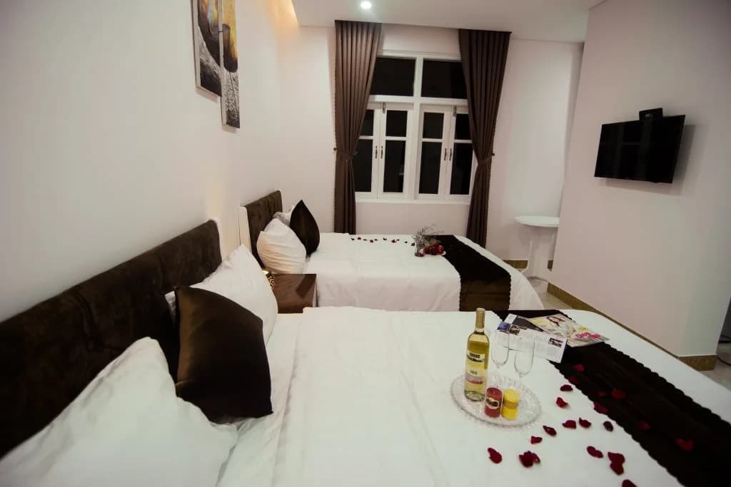 Rose Hotel - photo 18