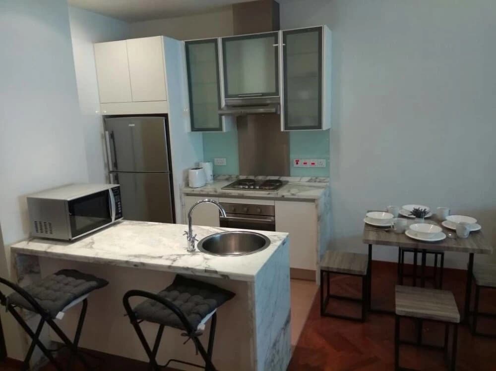 One BR Apartment Straits Quay Penang - photo 12