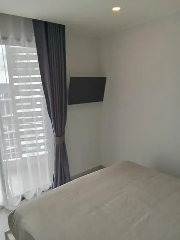 Contemporary 1BR Apt T2-724 - photo 3