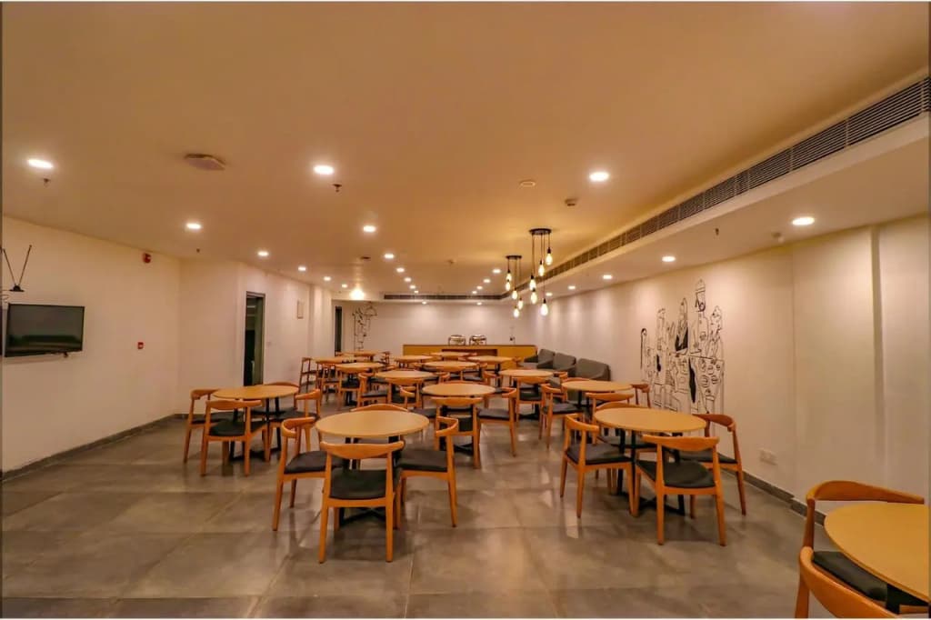 Fabhotel Hargobind Enclave - photo 15