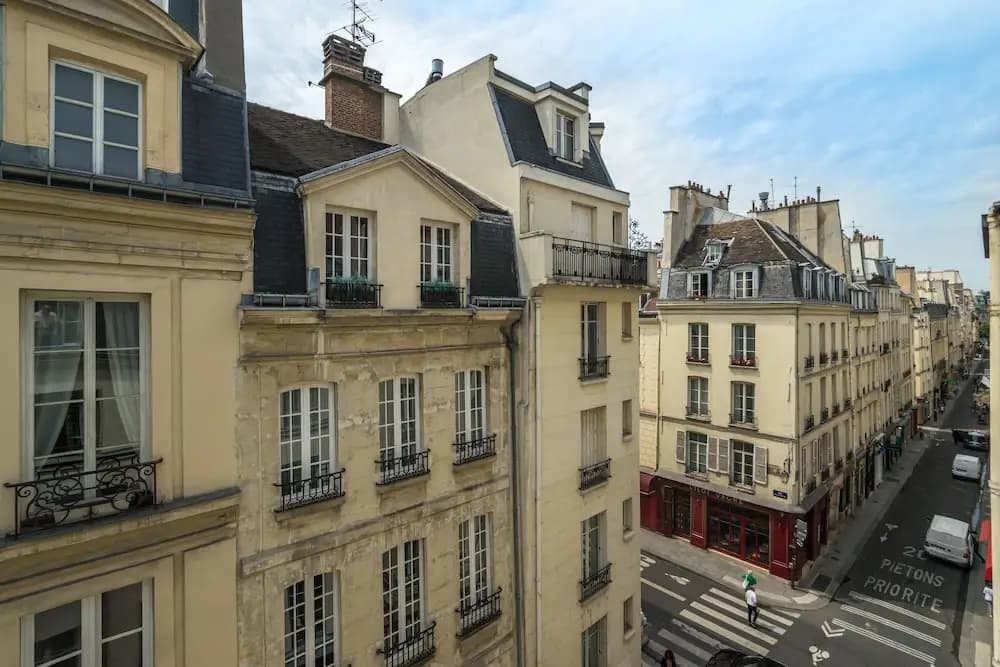 Canal House Paris - main photo