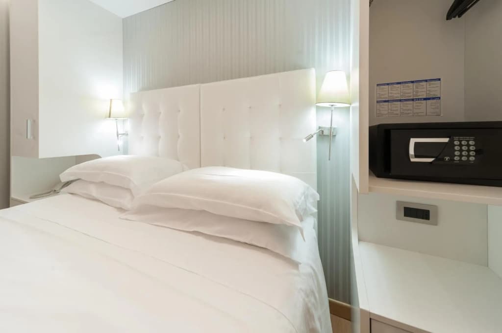Trevi 41 Hotel - photo 40