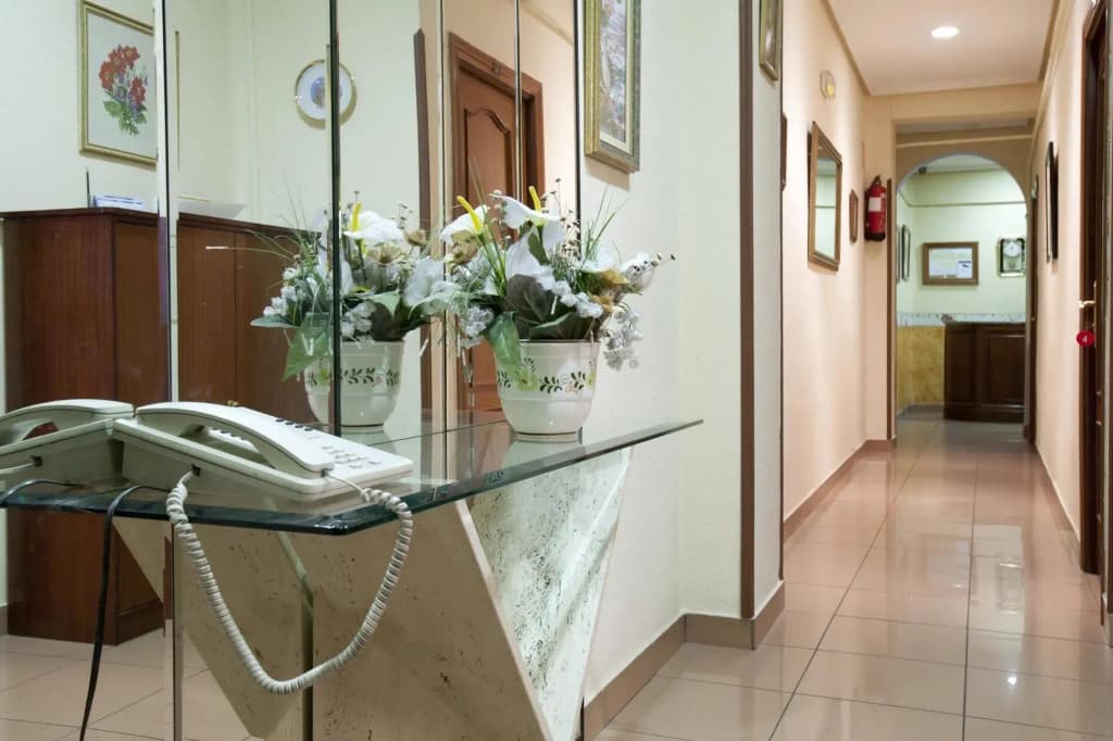 Hostal Maria Luisa - photo 1