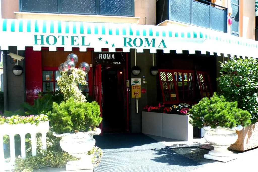 Hotel Roma - photo 1