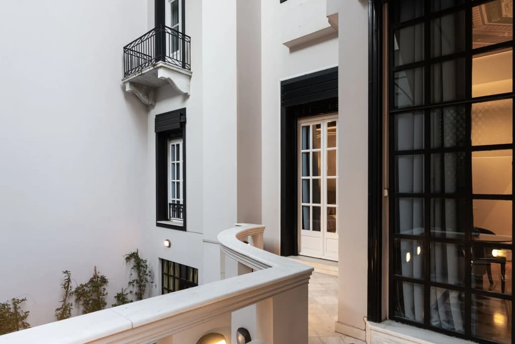 33 Solonos Suites - photo 1