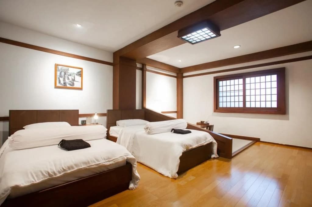 Kashiwaya Ryokan Thai Hotel - photo 3