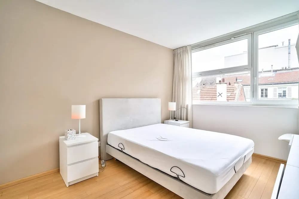 Charming 3 Room Apartment - Paris - photo 3