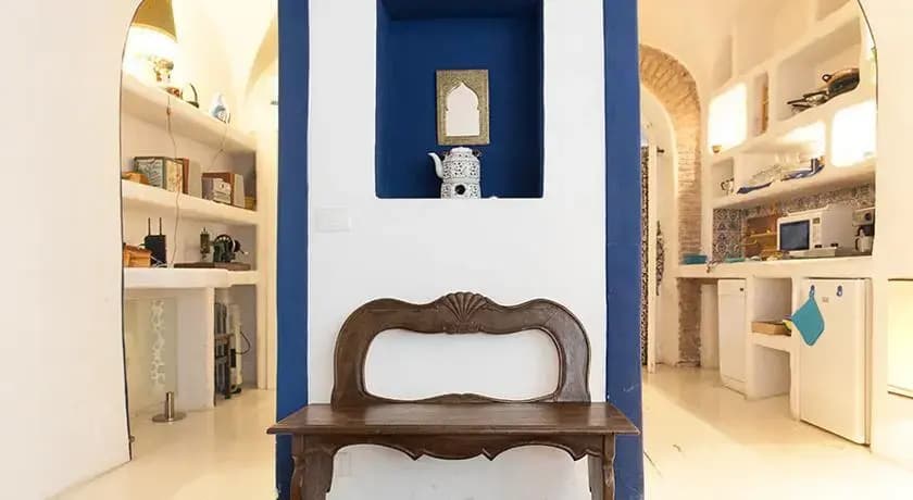 Blue House - photo 1