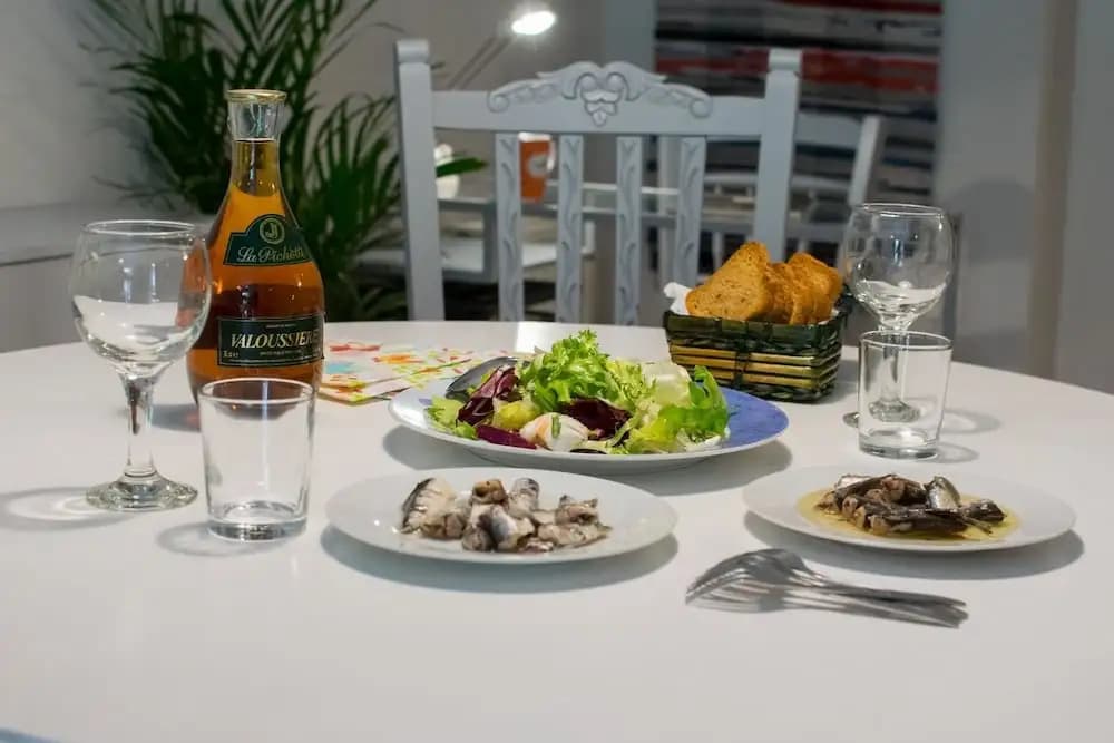 Acropolis Guest House by the Museum - photo 10