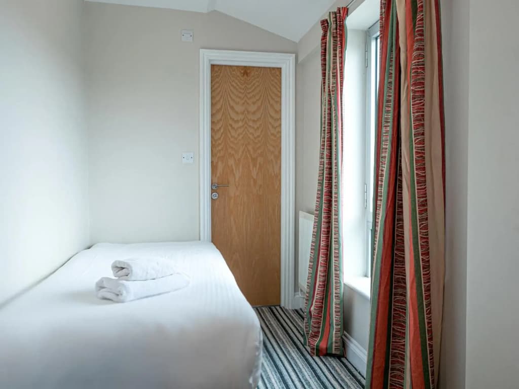 Belgrave Hotel Oval - photo 22