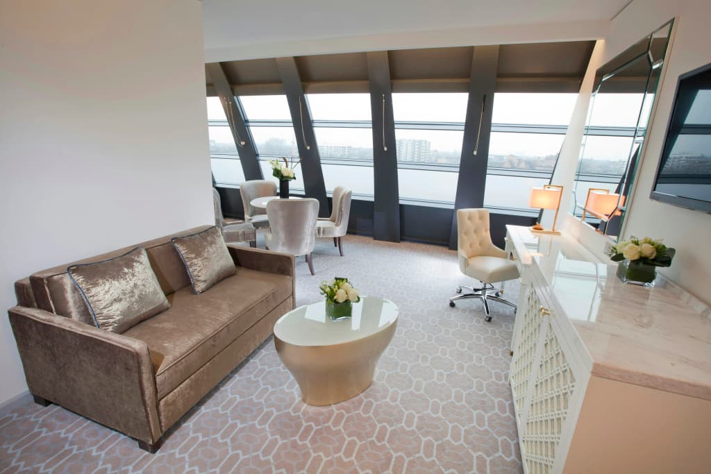 Dorsett Shepherds Bush - photo 43