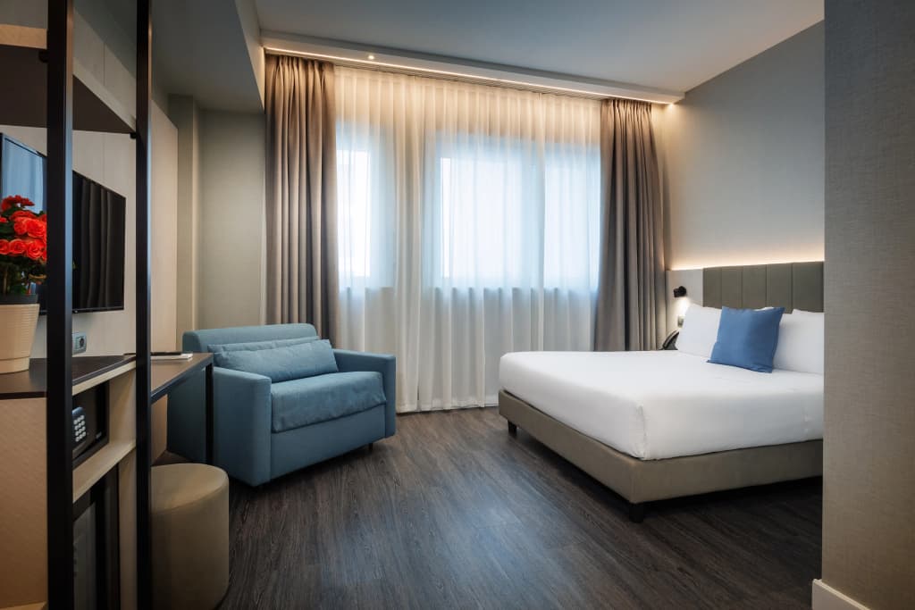IH Hotels Milano Centrale - photo 3