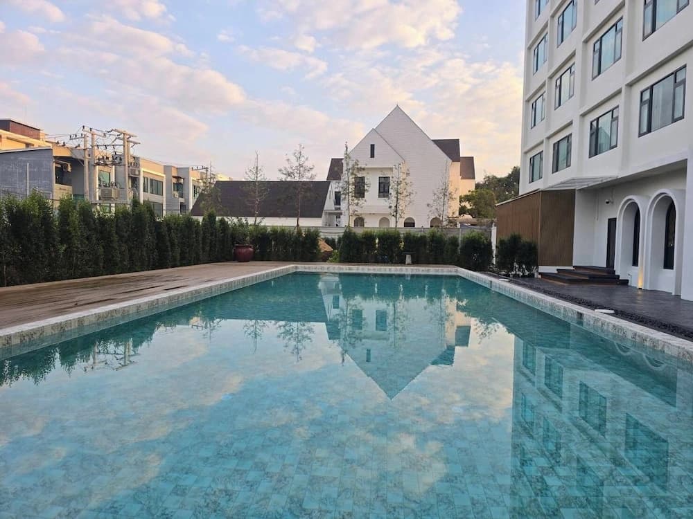 The Clover Hotel - photo 12