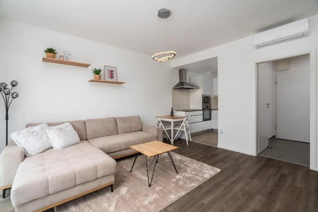 Bauer Residence downtown - photo 1