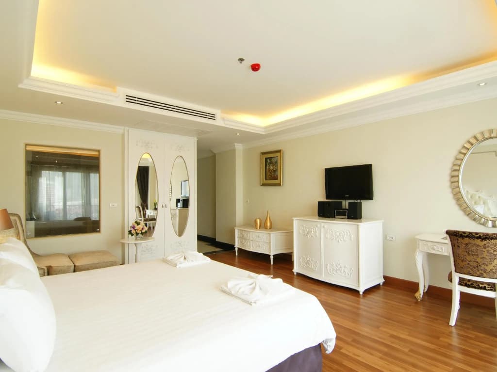 LK Miracle Suite - photo 7