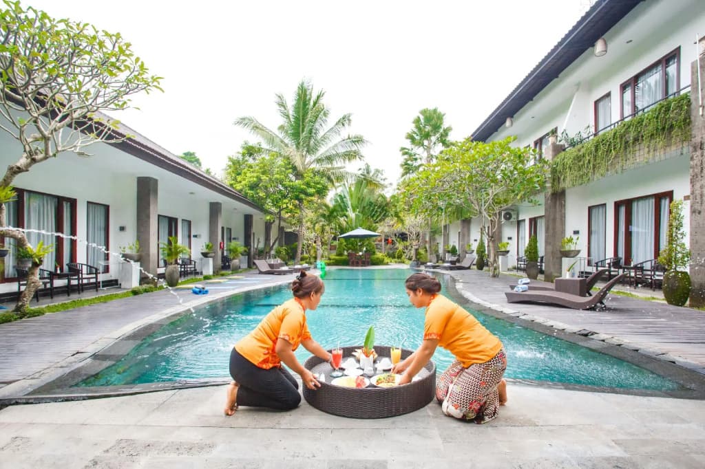 Ubud Raya Hotel - photo 20