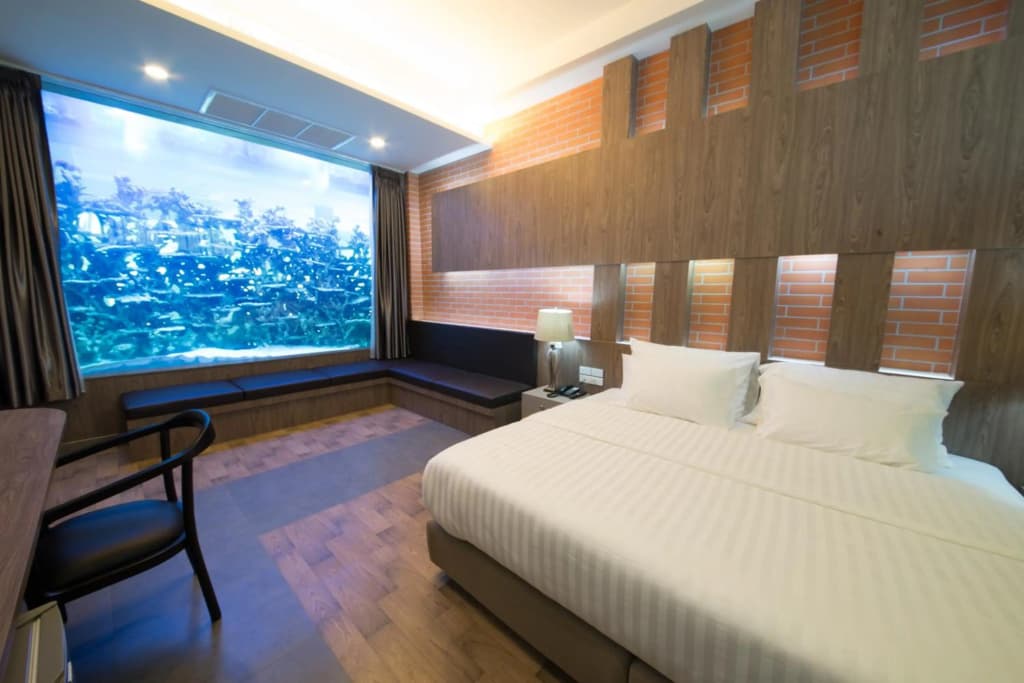 V20boutique Jacuzzi Hotel - photo 34
