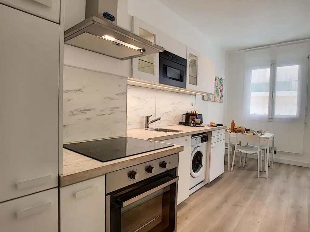 Nestor&Jeeves - BEETHOVEN - Central - Residential area - photo 12