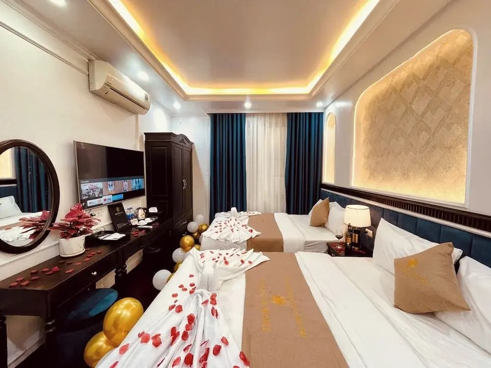 Majestik Hotel - photo 11