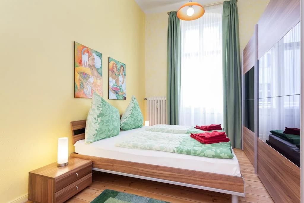 West Berlin Apartments - photo 6