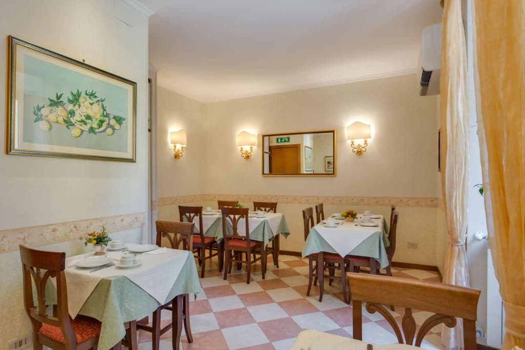 Hotel Silla - photo 18