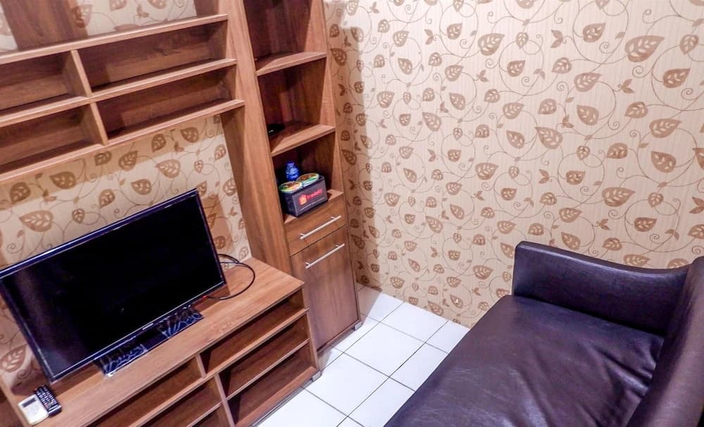 Strategic Menteng Square Apartment - photo 14