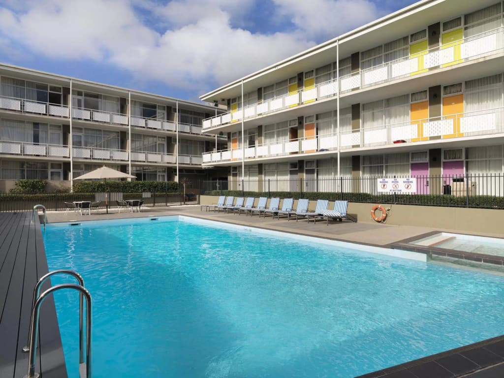 Park Inn By Radisson Melbourne Carlton - photo 17