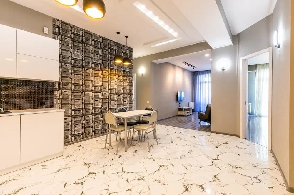Apartment on Saakadze Square - photo 11