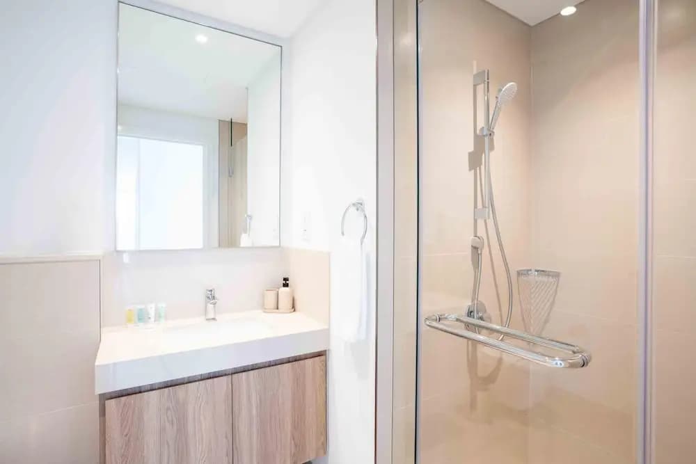 Regal 3BR Maid w Burj Khalifa View Balcony - photo 8