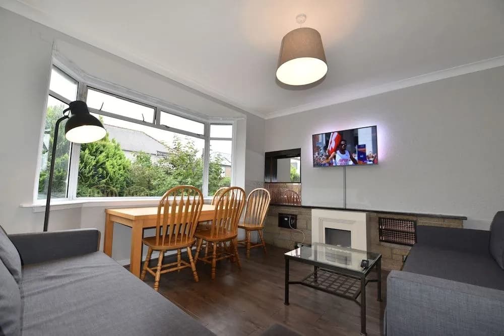 First Sighthill Villa - photo 11
