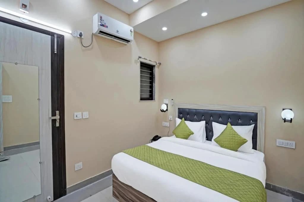 Hotel Green Chilly - photo 14