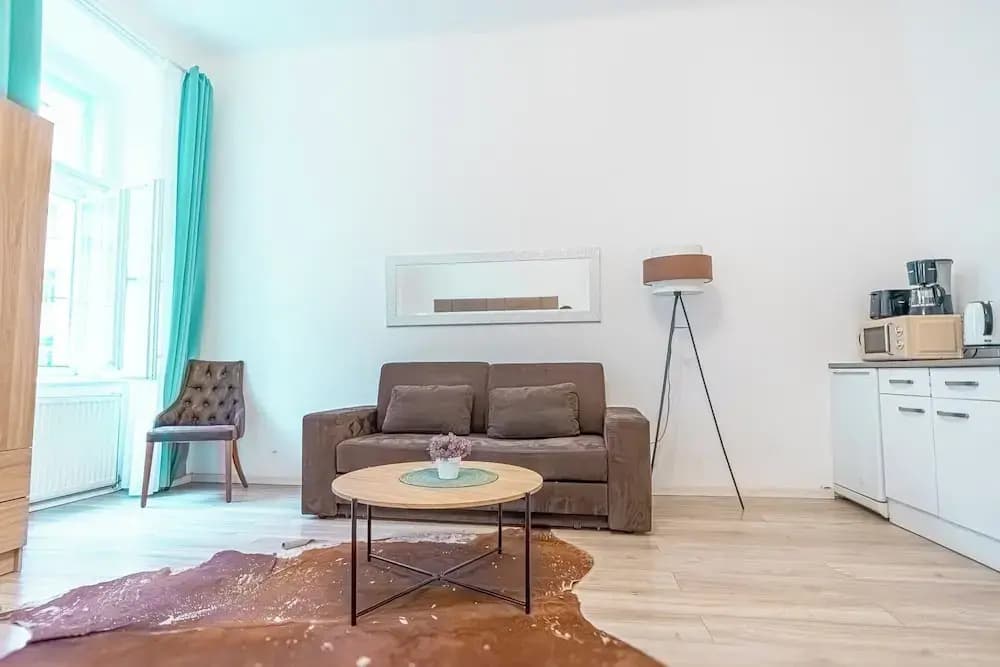 Comfortable 1BR Apartment Long Stays - photo 14