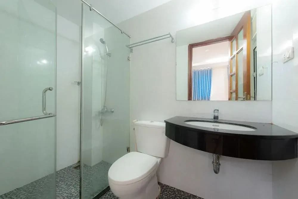 Dragon Hotel - photo 8