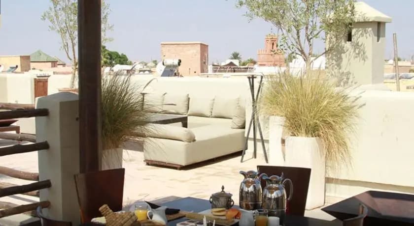 Riad Charlott - photo 16
