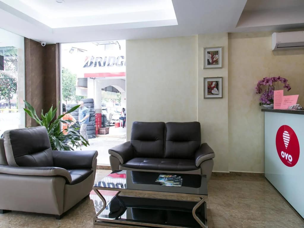 Global Inn Hotel - photo 1
