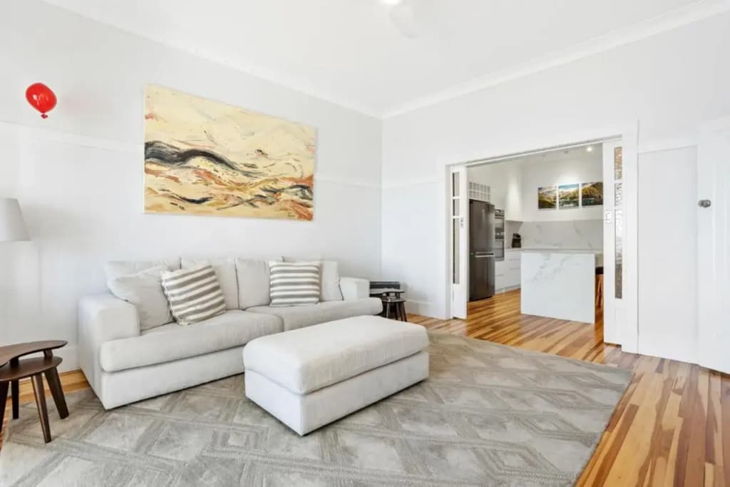 CALE1A - Beachside Harbour Haven - photo 2