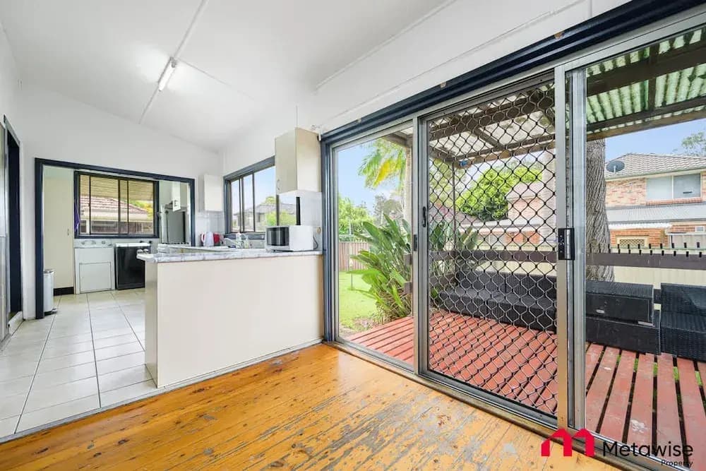 Metawise/parramatta Cozy Room With Furniture Wifi - photo 4