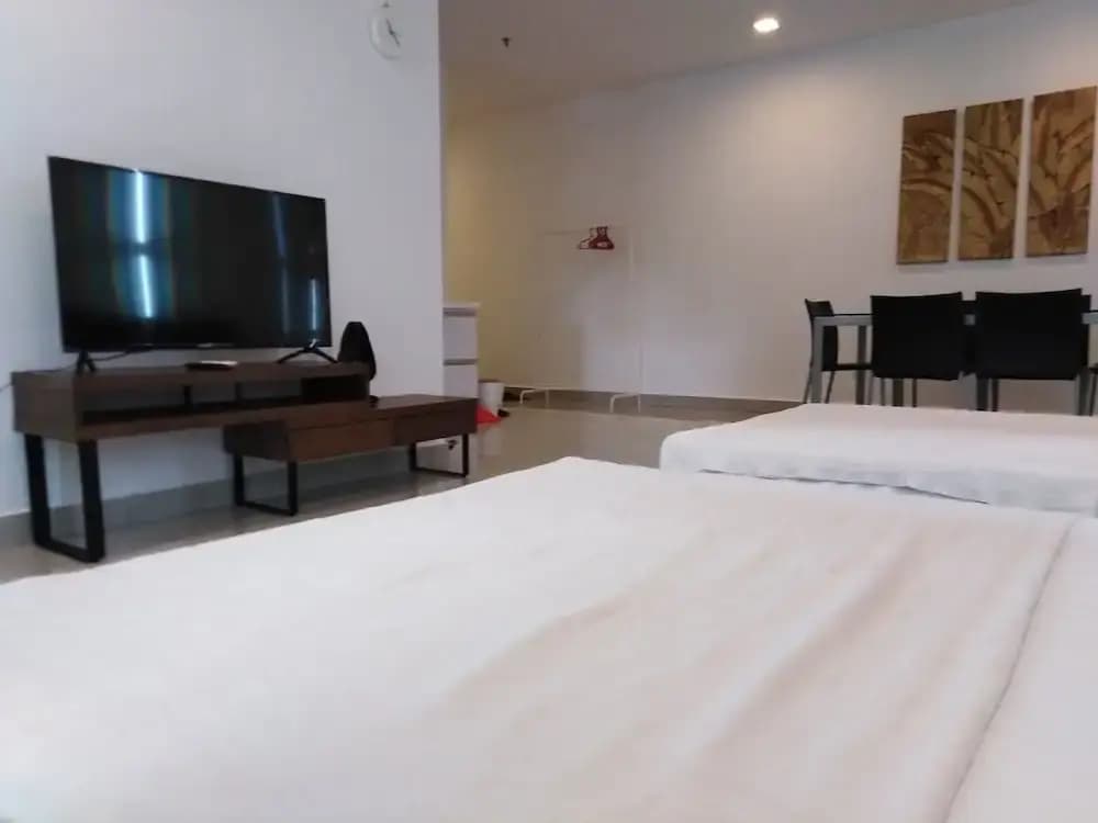 WeSanitise PJ5 Soho Studio Room - photo 11