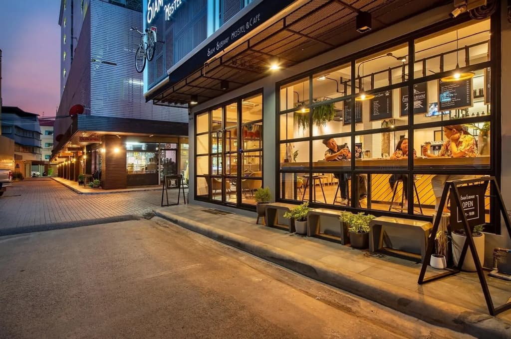 Siam Subway Hostel and Café - photo 20