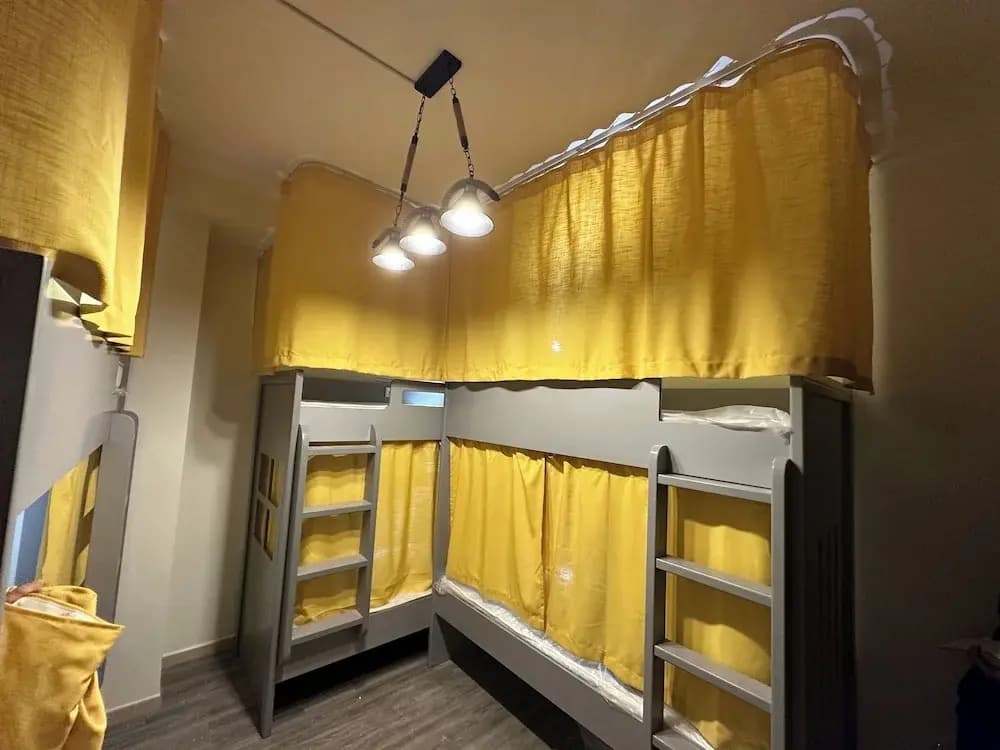 Sparkle View Hostel - photo 10