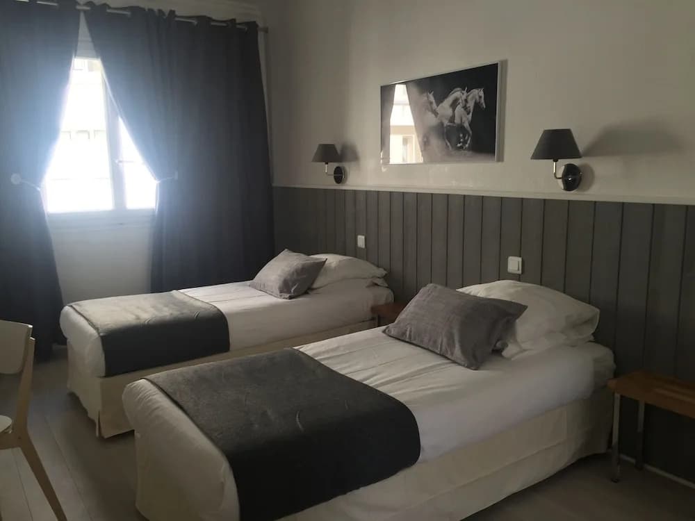 Lux Hotel - photo 4