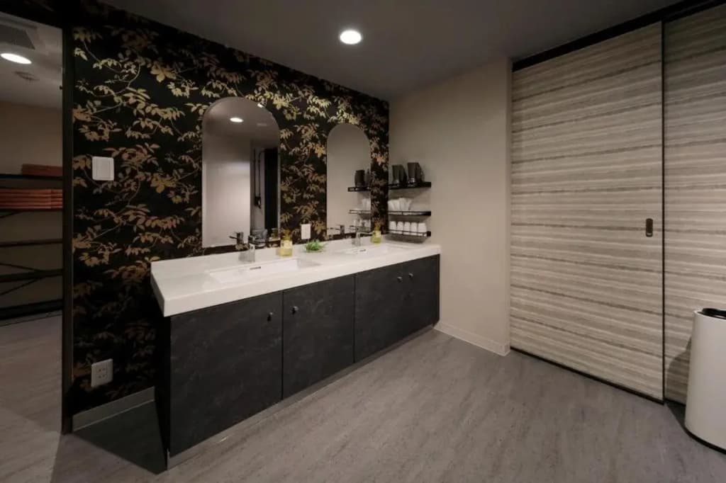 MINAMISENBA Crystal Hotel - photo 7