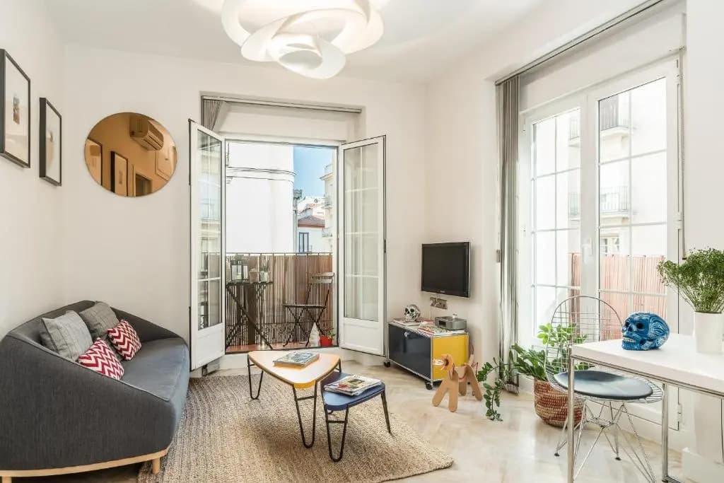 BNBHolder Charming & Stylish CHUECA - main photo