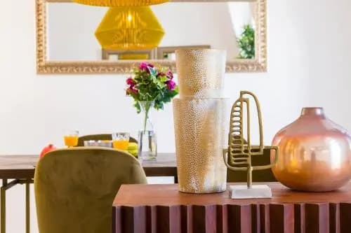 2 Beautiful Suites Upscale Flat Embracing Tejo! - photo 6