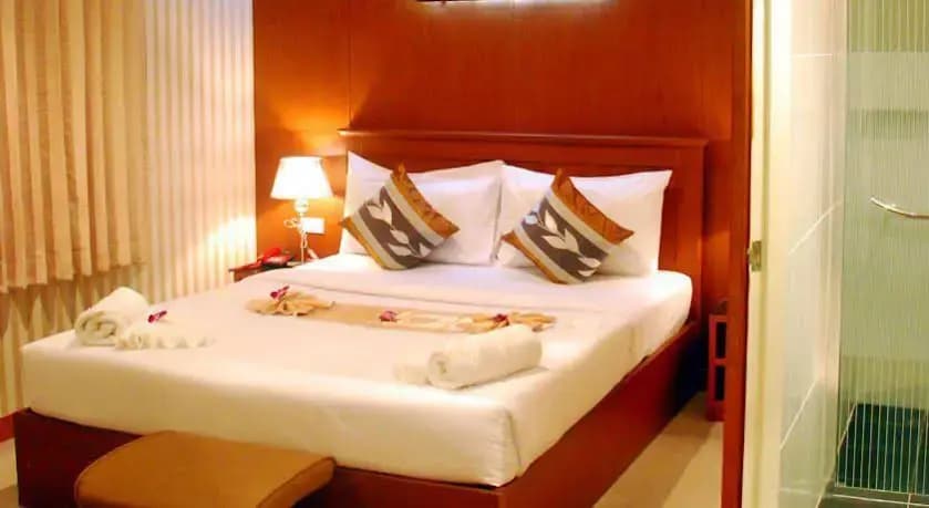 Palm Beach Hotel - photo 4